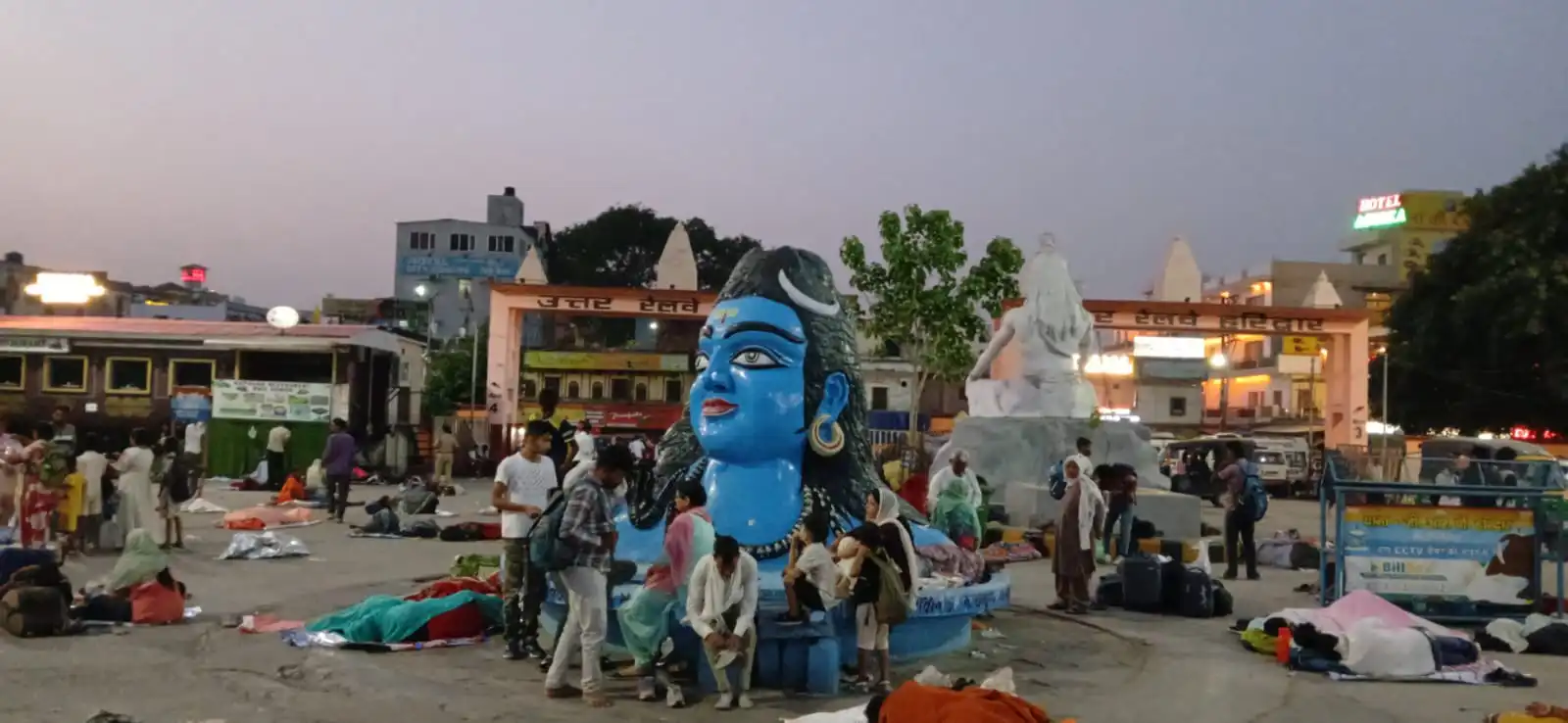 Mahadev statue Haridwar Station