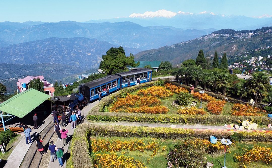 Sighseeing at Toy Train Darjeeling